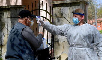 Mazowsze - w niedzielę wolne 593 łóżka covidove i 34 respiratory