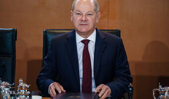 Bild: Scholz przepchnął umowę portową z Chinami wbrew wszystkim