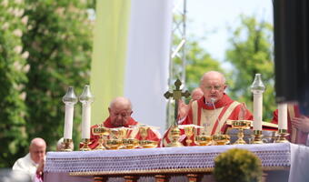Kard. Nycz: praca jest godna, gdy człowieka traktuje się podmiotowo
