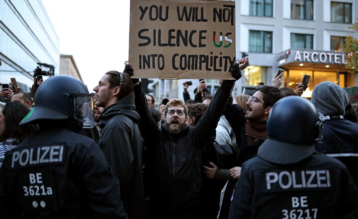 Berlin / autor: PAP/EPA/CLEMENS BILAN