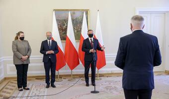 Prezydent wręczył Gowinowi odwołanie z funkcji wicepremiera i ministra