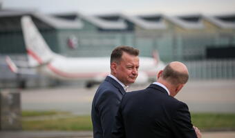 Szef MON: pierwsze dwa egzemplarze samolotów FA/50 są już w Polsce