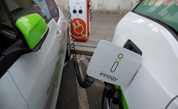 samochody elektryczne