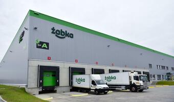 Żabka zatrudni uchodźców z Ukrainy. Ruszyła platforma z ofertami pracy