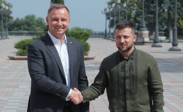 Prezydent Andrzej Duda i Prezydent Ukrainy Zełeński / autor: PAP/EPA/SERGEY DOLZHENKO