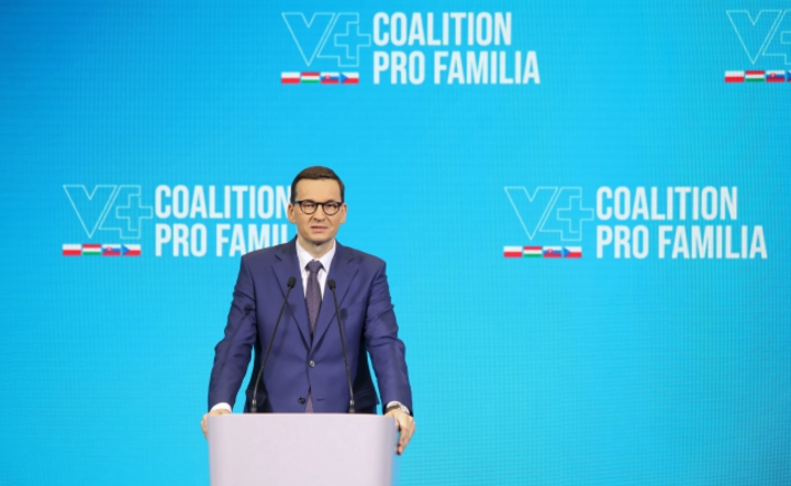 Premier RP Mateusz Morawiecki na konferencji V4+ COALITION PRO FAMILIA / autor: PAP/Wojciech Olkuśnik
