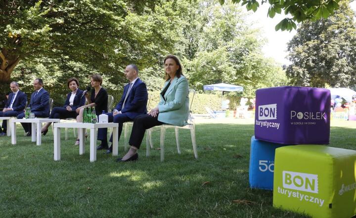 Konferencja nt. Bonu Turystycznego / autor: PAP/Paweł Supernak