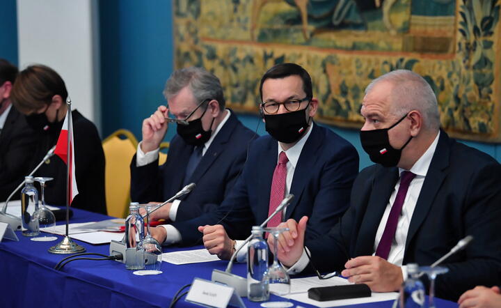 Rozmowy  delegacji polskiej i przedstawicieli litewskiego rządu / autor: PAP
