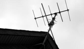 Blisko 2 mld zł wpływa do budżetu państwa od operatorów telewizji kablowej