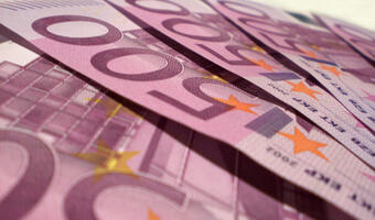 Dolar jeszcze próbuje rozegrać swoją partię