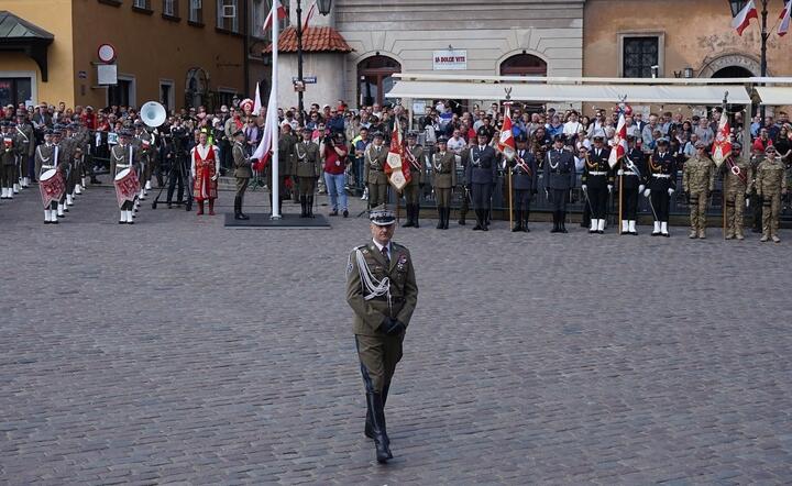 Święto to dla wojska okazja pokazania swoich umiejętności musztry i kroku defiladowego / autor: Fratria / MK