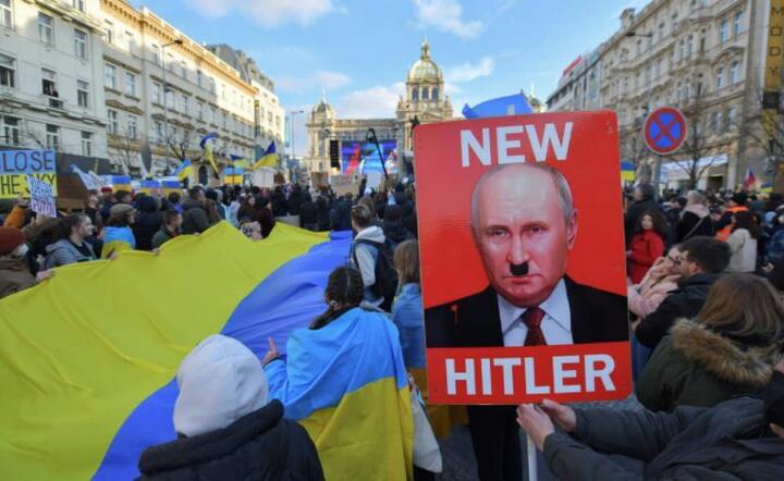 Demostracja przeciwko agresji Putina  / autor: PAP/CTK/Vojtech Vlk