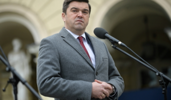 Rzecznik MZ przedstawia  dane o koronawirusie