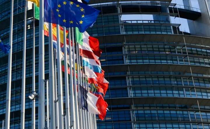 Parlament Europejski. Siedziba w Strasburgu / autor: European Union 2015 - EP Louise WEISS building/Architecture Studio