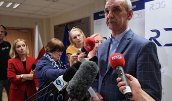 Broniarz odmawia rozmów, bo nie sprawdza poczty?