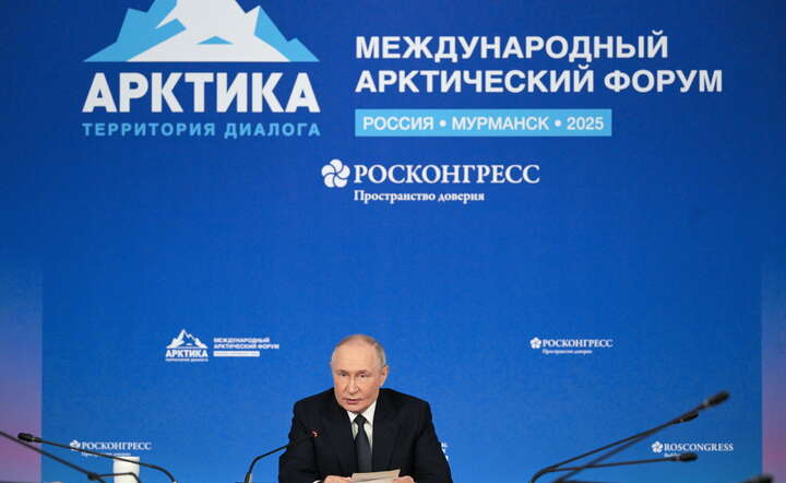 Prezydent Władimir Putin w forum arktycznym w Murmańsku / autor: PAP/PA/ALEXEI NIKOLSKY / SPUTNIK