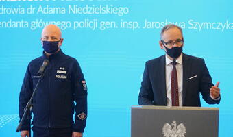 MZ: lista nowych obostrzeń. Maseczki, odstępy, brak imprez ….