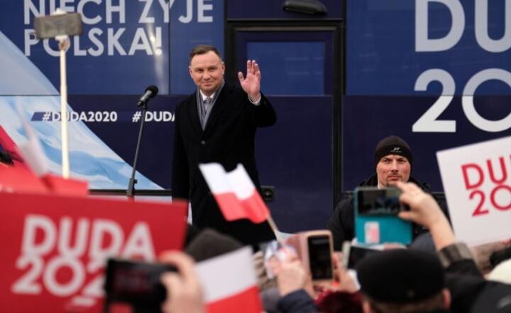  Prezydent Andrzej Duda  podczas spotkania z mieszkańcami, 29 bm. w Bytomiu.  / autor: PAP/Andrzej Grygiel