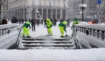 Dramat w Hiszpanii! Dziesiątki zasypanych w centrum handlowym!