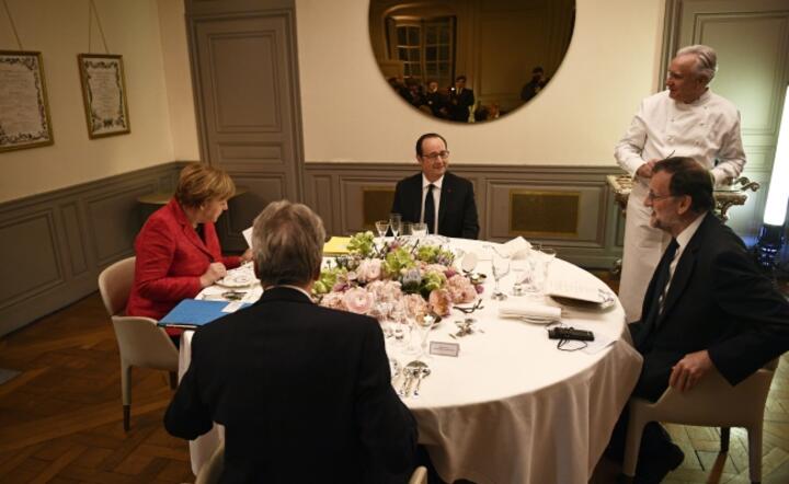 Przywódcy Francji, Niemiec, Włoch i Hiszpanii na szczycie w Wersalu,  fot. PAP/EPA/MARTIN BUREAU