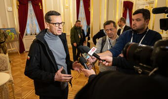 Morawiecki: stoimy ramię w ramię z ukraińskimi przyjaciółmi