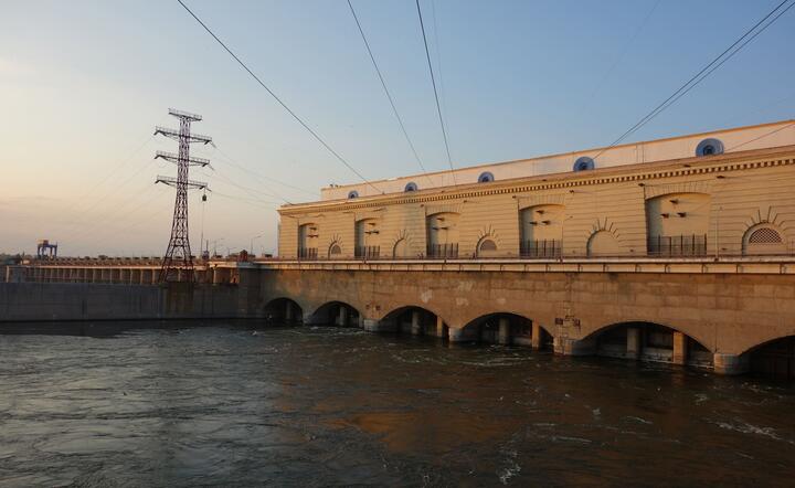 zapora Kachowskiej Elektrowni Wodnej na Dnieprze / autor: uhe.gov.ua