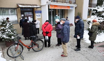 Warmińsko-mazurskie, większość pensjonariuszy chce szczepień