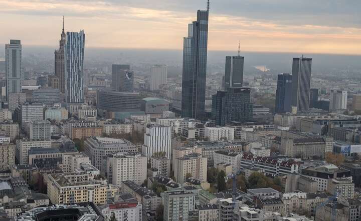 Forum odbyło się na najwyższym piętrze warszawskiego Skylinera z widokiem na warszawski Mannhattan / autor: Fratria / MW