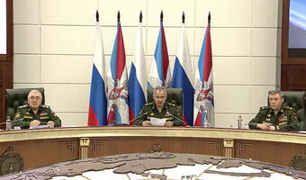 Kto dowodzi armią? Bałagan godny Rosji!
