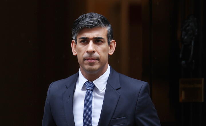 Premier Wielkiej Brytanii Rishi Sunak / autor: PAP/EPA/ANDY RAIN