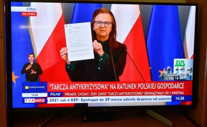  Koronawirus w Polsce. Transmisja konferencji prasowej prezes Zakładu Ubezpieczeń Społecznych Gertrudy Uścińskiej. / autor: PAP/Piotr Nowak