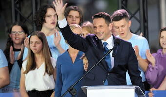 Hołownia przyznaje, że za mocno grał na Trzaskowskiego