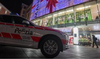Nożowniczka z galerii handlowej to dżihadystka. Dźgała nożem i dusiła klientki