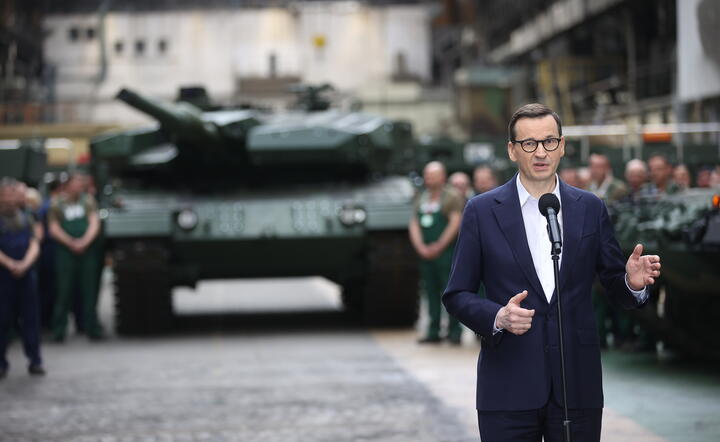 Premier: W Gliwicach będą budowane armatohaubice "Krab"