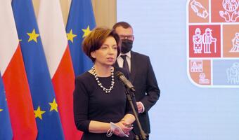 Maląg apeluje do samorządów o wypłatę 500 plus przed świętami