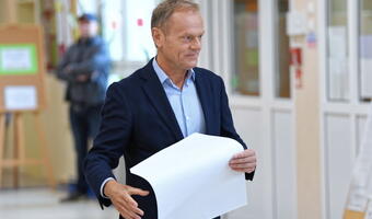 W środę Tusk przed komisją śledczą ds. VAT