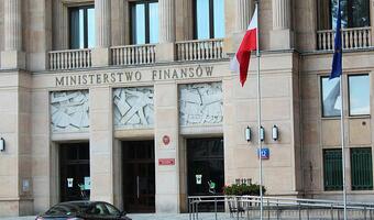 Ministerstwo Finansów: Rozporządzenie zwalniające poszkodowanych w nawałnicach z podatku od darowizn prawie gotowe