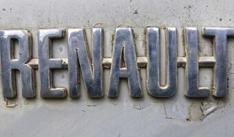 Nadchodzą masowe zwolnienia w Renault. Związki protestują
