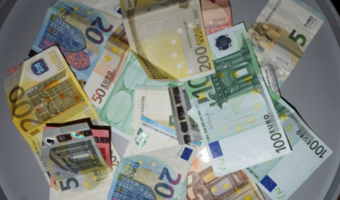 Złoty umocnił się względem głównych walut. Jak bardzo?
