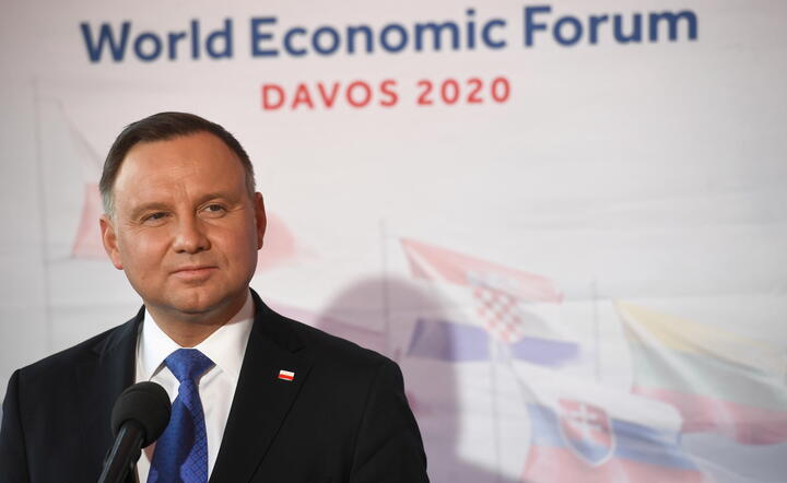 Prezydent Andrzej Duda podczas konferencji prasowej w Davos / autor: PAP/Radek Pietruszka