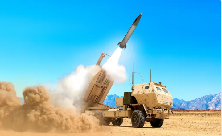 mobilna wyrzutnia rakiet MLRS / autor: lockheedmartin.com.pl