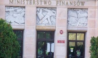 MF: darmowa pomoc prawna związana z działalnością kancelarii - bez VAT