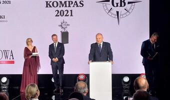 Prezes NBP ze Złotym Kompasem 2021!