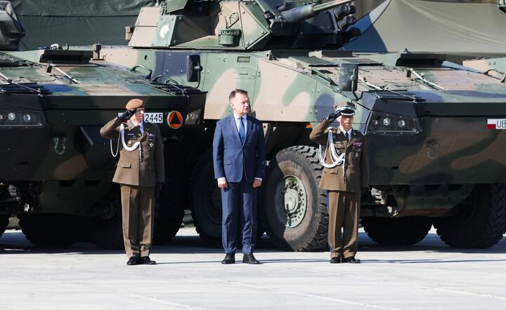 Mariusz Błaszczak  / autor: PAP/Artur Reszko 