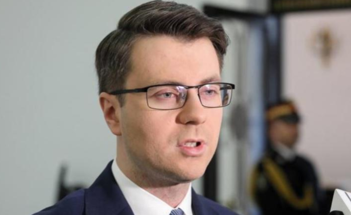 rzecznik prasowy rządu Piotr Müller / autor: Fratria