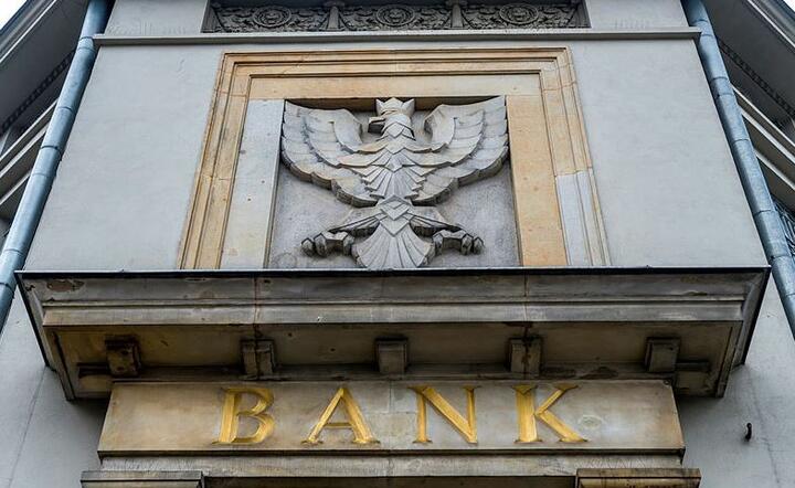 Bank / autor: Fratria/Andrzej Skwarczyński