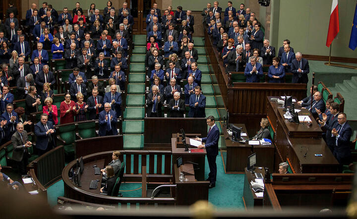 Rząd / autor: Fratria
