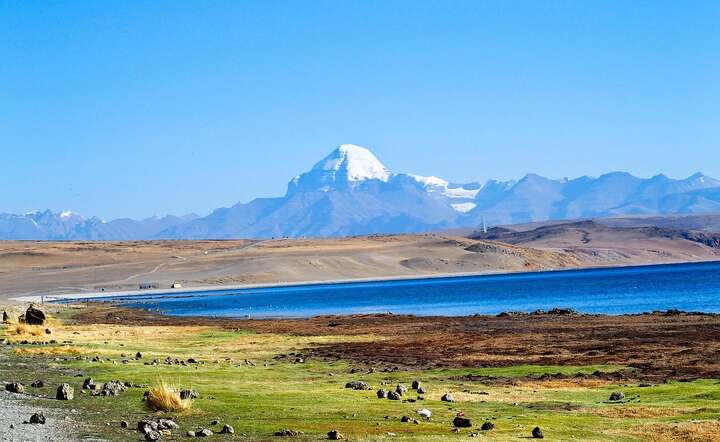 Kailas - święta góra Tybetu. To tu są źródła rzeki Yarlung Zangpo, którą przegrodzą zapory budowane przez Chiny / autor: Pixabay