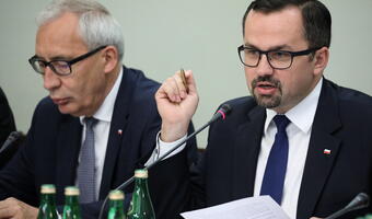 Pomorski zeznaje przed komisją VAT