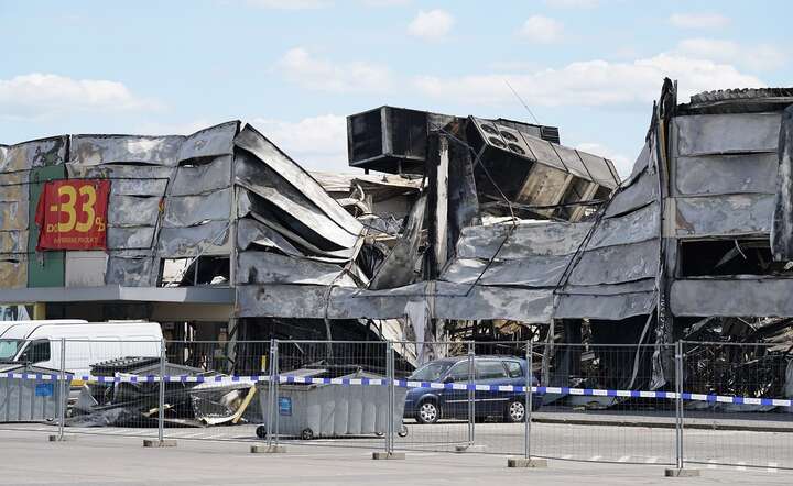 Wypalone fragmentu hali targowej w Warszawie przy ul. Marywilskiej 44 / autor: Fratria / LK